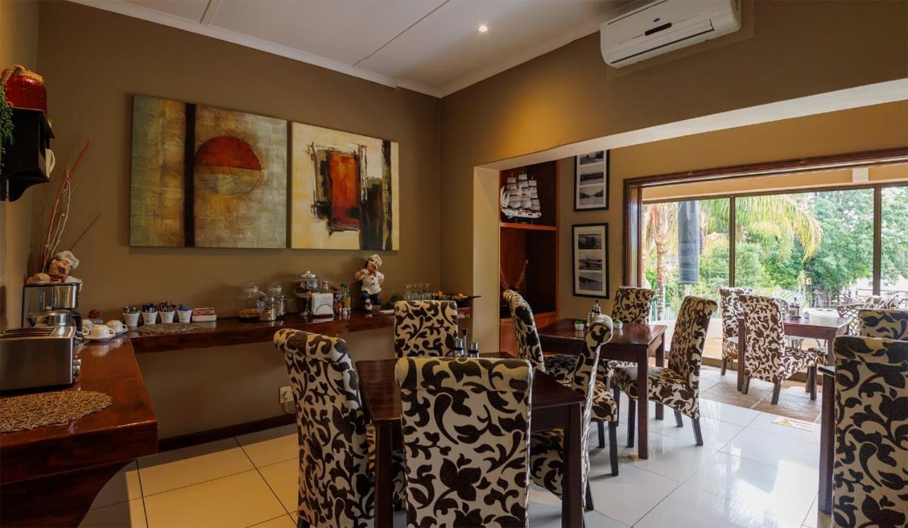 Moonriver Guesthouse Upington Ngoại thất bức ảnh