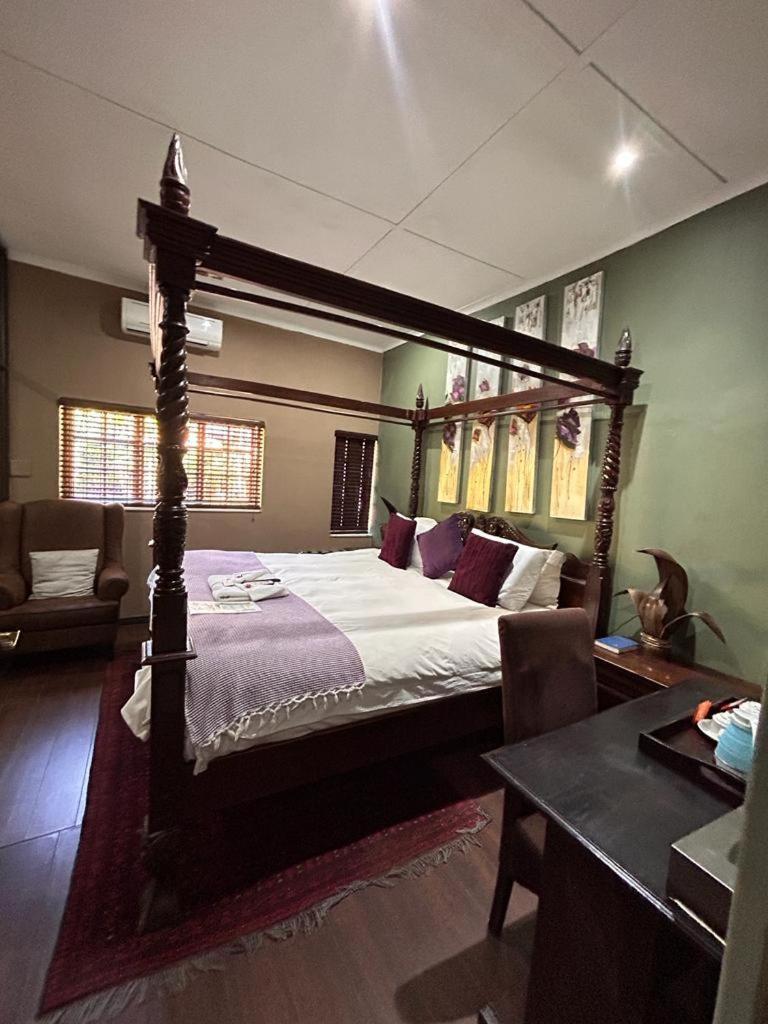 Moonriver Guesthouse Upington Ngoại thất bức ảnh